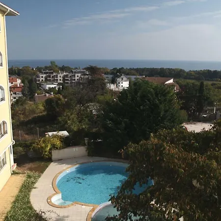 Amadeus 2 Apartment